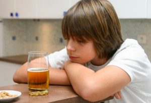 Употребление алкоголя несовершеннолетними